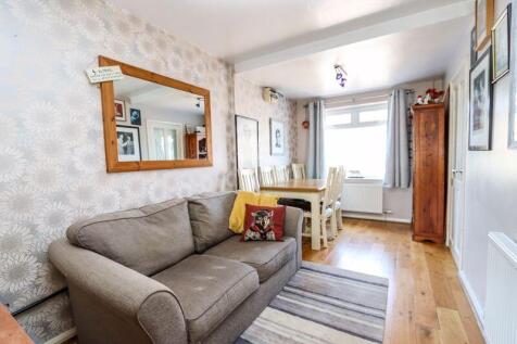 Dining Room/Snug Room