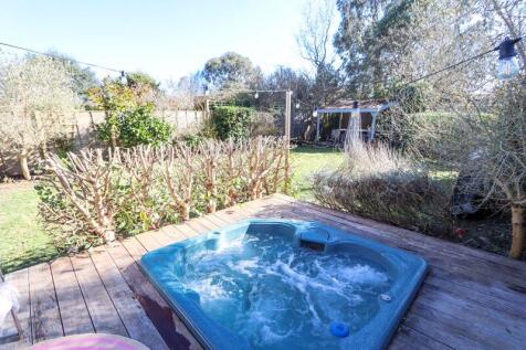 Hot Tub and Garden