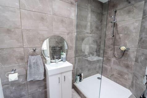 En-Suite Bedroom 2