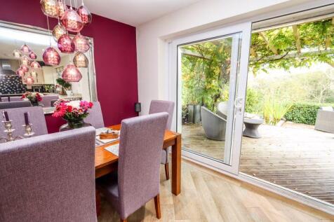 Kitchen/Diner onto decking area