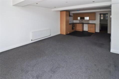 Lounge/Kitchen