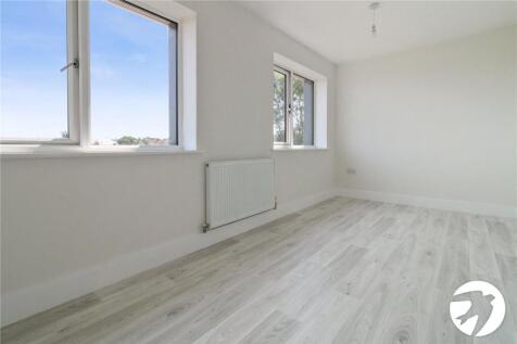 Top Floor Bedroom 4