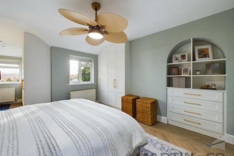 15 Bedroom 1