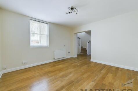 4 Living Room