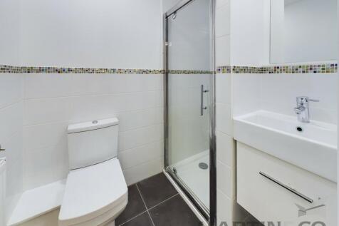 En Suite Shower
