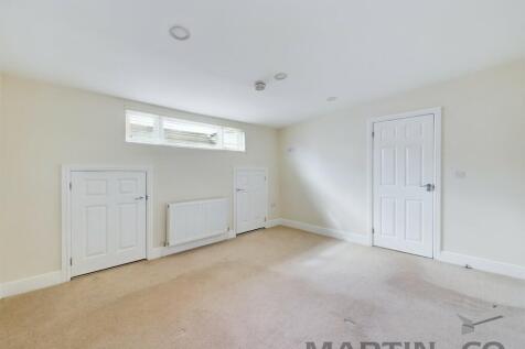 2 Bedroom 2