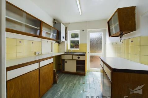 6 Kitchen