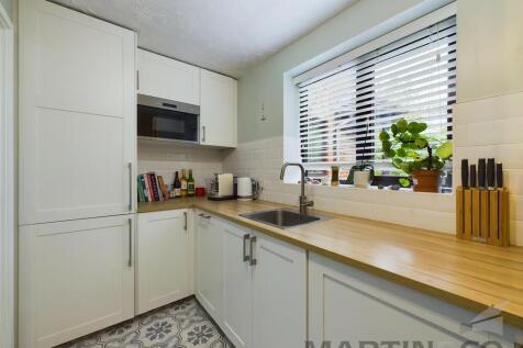 6 Kitchen