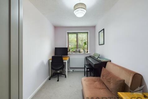 10 Bedroom 2
