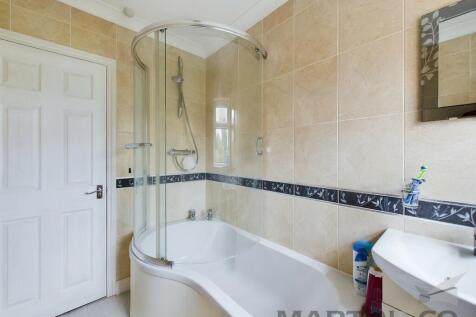 9 Bathroom