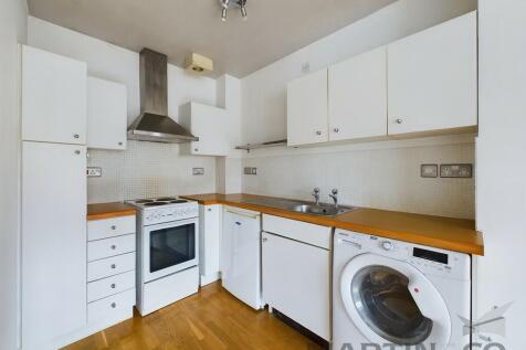 1 Kitchen 1