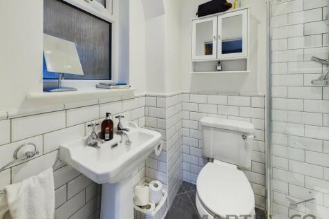 14 En Suite