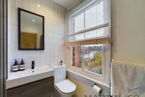 18 Bathroom