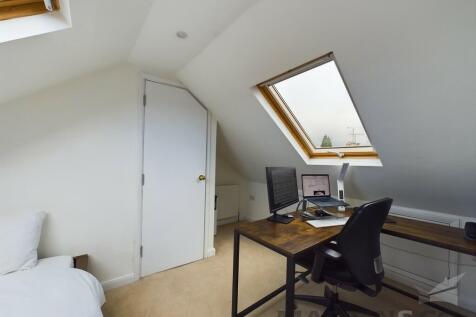 20 Bedroom 3