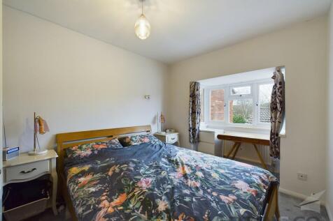 10 Bedroom 1