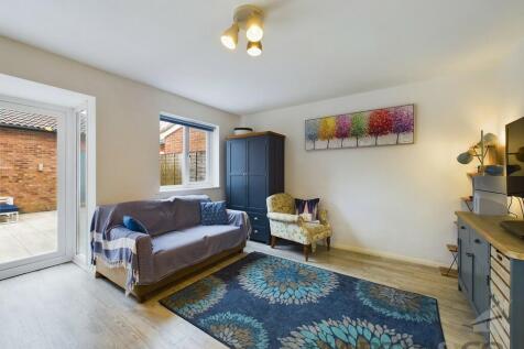 6 Living Room