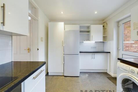4 Kitchen