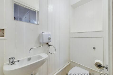 11 Bedroom 3 WC
