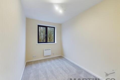2 Bedroom 2
