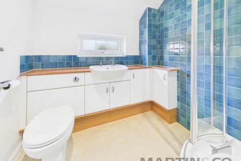 8 Bathroom