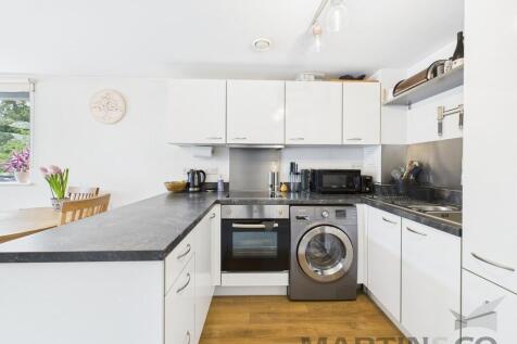 4 Kitchen