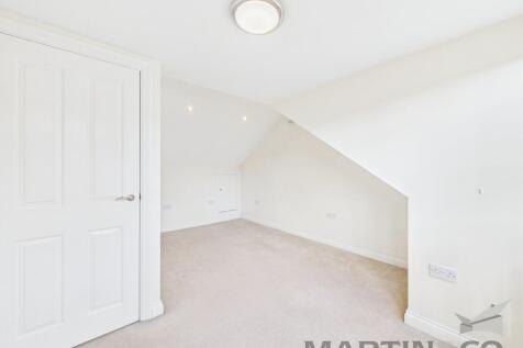 2 Bedroom 2