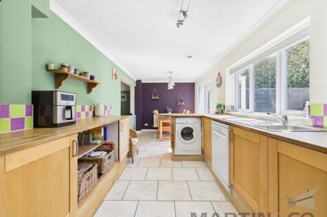 5 Kitchen