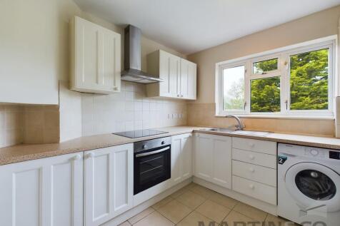 4 Kitchen