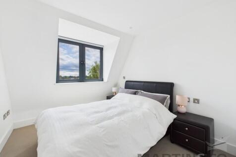 2 Bedroom