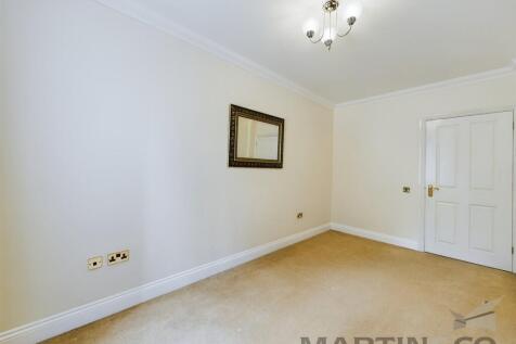 2 Bedroom 2