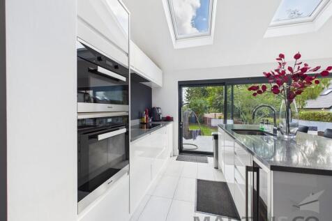 9 Kitchen