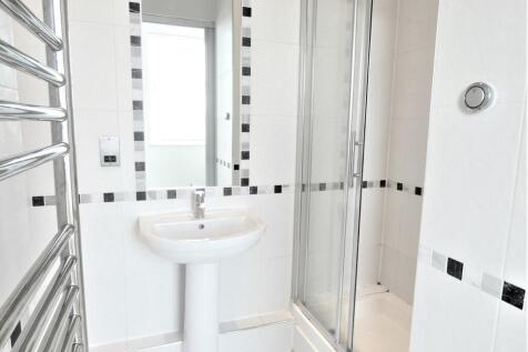 en-Suite Shower R...