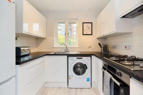 5c7fc7b6-9a82-48-...