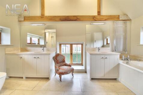Master Bedroom Ensuite