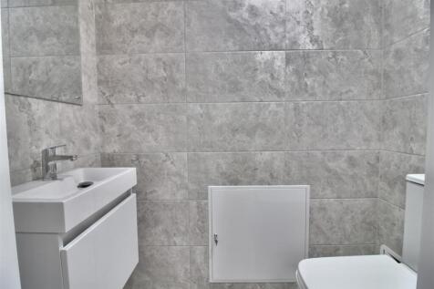 Entrance Hall/Communal WC