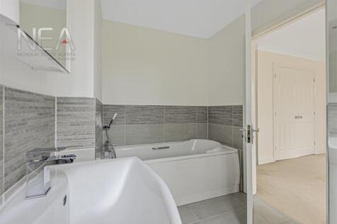 Bedroom two ensuite