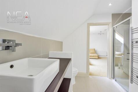 2nd floor shower room