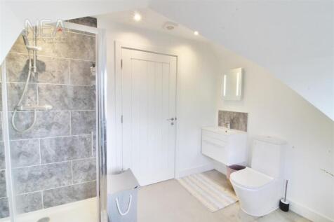 Bedroom 2 En-Suite