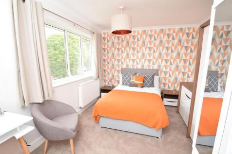 Bedroom Five &amp; en-suite