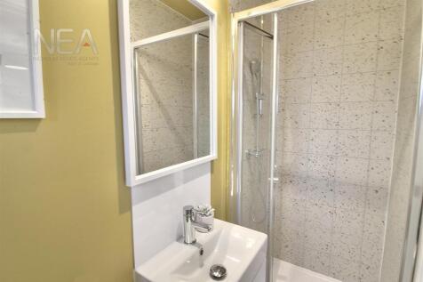Room Five En-suite