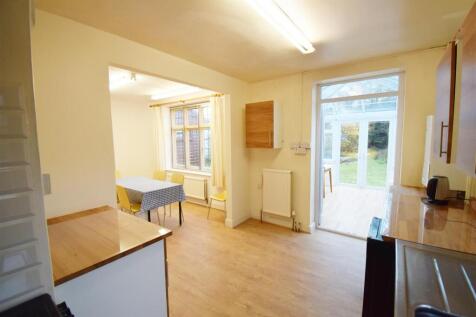 Kitchen / Breakfast Room