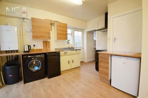 Kitchen / Breakfast Room