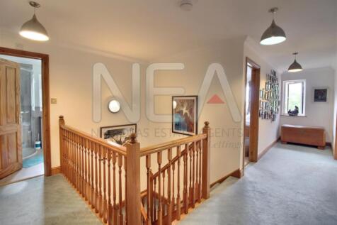 1st floor landing