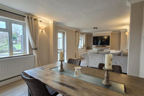 Lounge/Diner