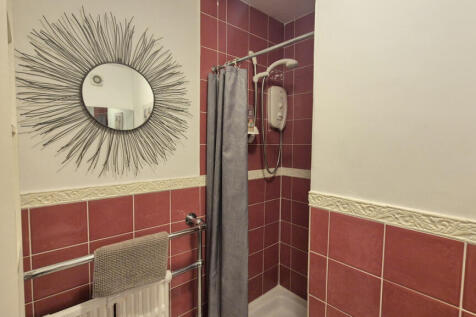 Annexe Shower Room