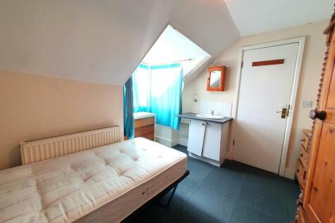 Room 7 2