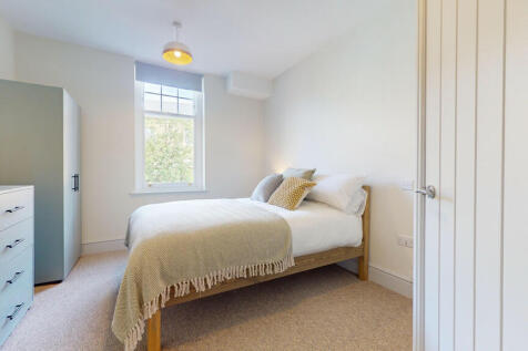 FF Room 4 bd 2