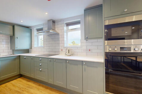 Flat 2 kitchen b