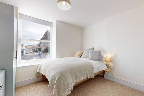 Flat 1 room 5b