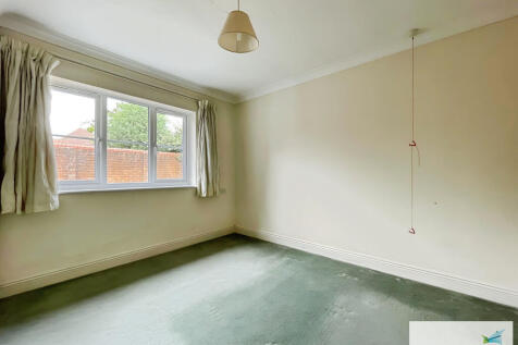 113f4f0f-bedroom ...